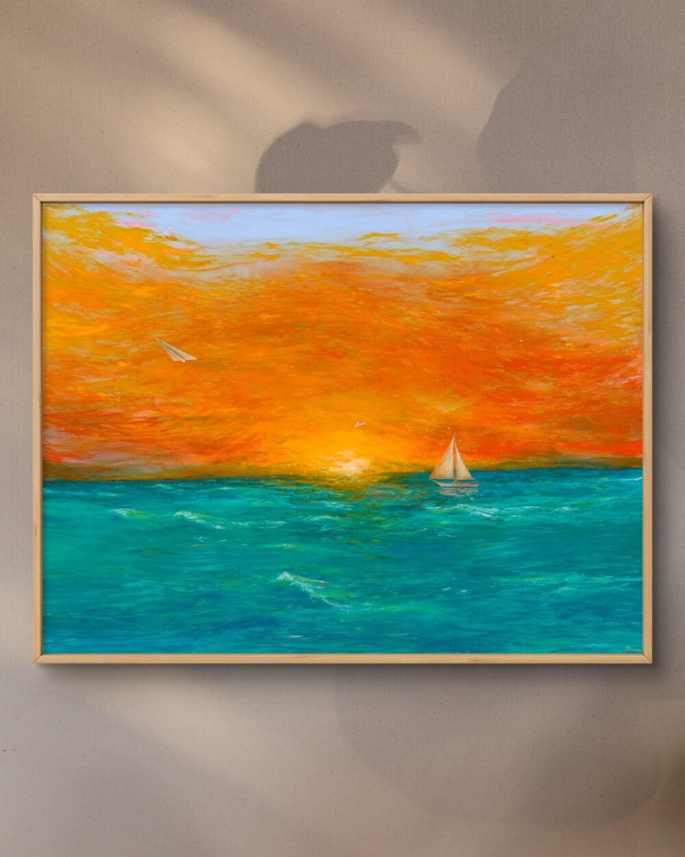 Solnedgang over turkisblåt hav med sejlbåd, orange og gule nuancer – kunstplakat af Morten Primdahl